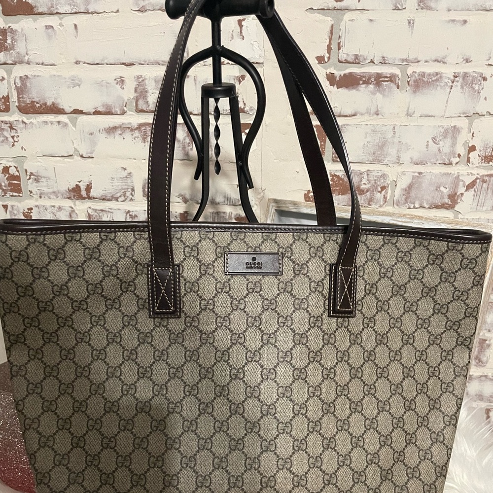 Gucci Monigram Tote bag